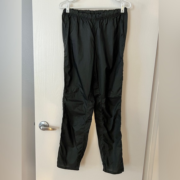 Patagonia Lightweight Black Nylon Layering Pants Ankle Snap Women’s Small S - Picture 2 of 11